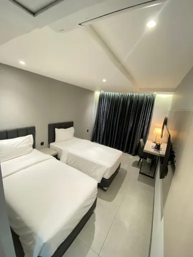 غرفة سوبيريور بسريرين منفصلين، MBS HOTEL MEDAN 1/4