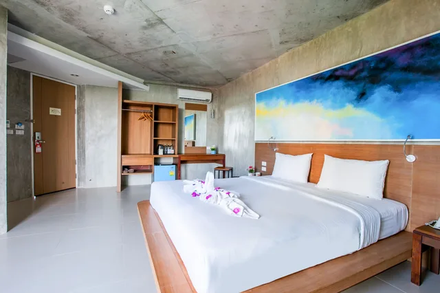 غرفة بريميير فاخرة بسرير مزدوج بإطلالة على الحديقة، B2 Sea View Pattaya Boutique Budget Hotel 2/4