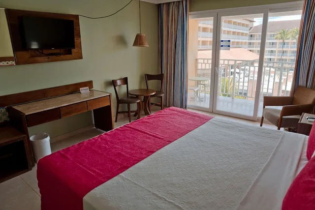 Superior, King Bed, Side Sea View، Gran Hotel Stella Maris Urban Resort and Conventions 7/9