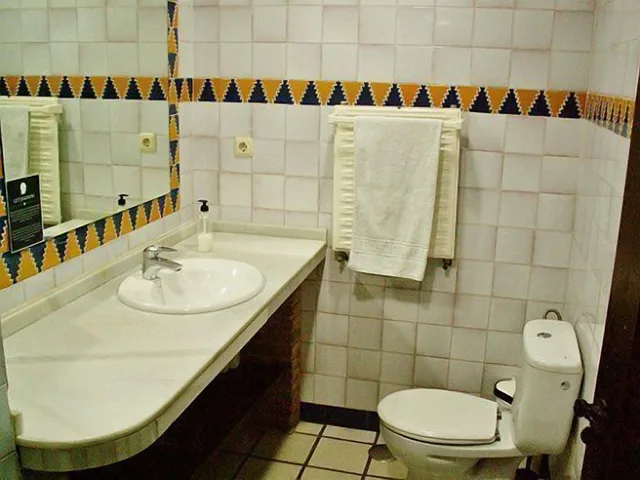 سكن مشترك مختلط بستة أسرّة، Oasis Backpackers Hostel Granada 4/5