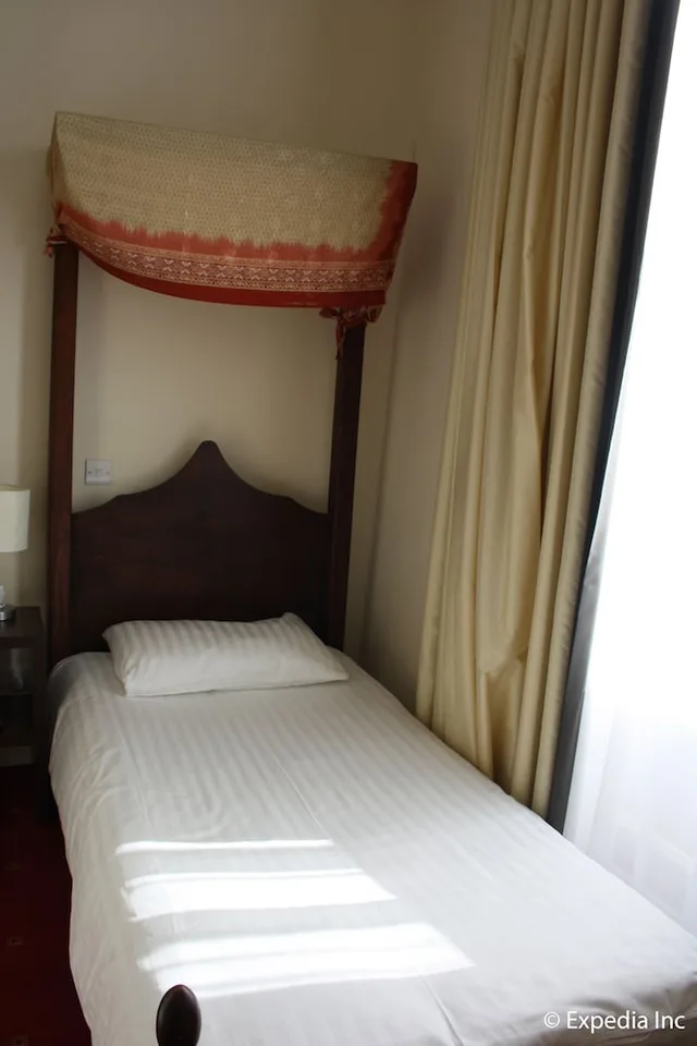 غرفة مفردة، Islington Inn 2/10
