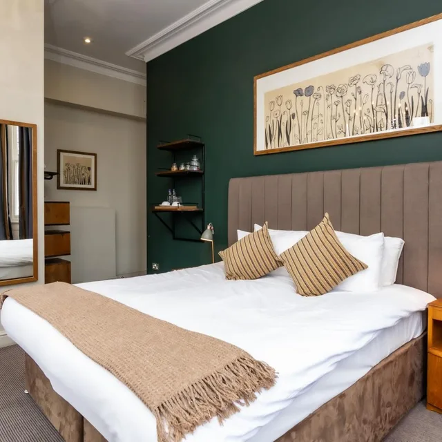 غرفة تنفيذية بسرير مزدوج، Kew Gardens Hotel 7/10