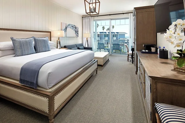 Premium, King Bed, Ocean Front, Sofa, Balcony، Vespera Resort on Pismo Beach, Autograph Collection 2/3