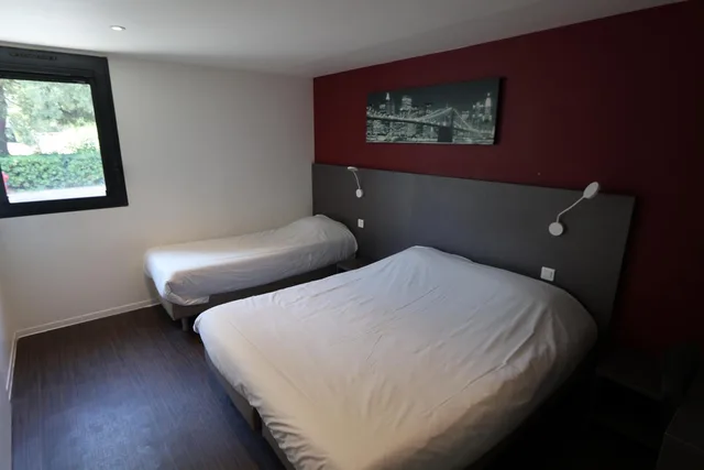 غرفة بسرير مزدوج لذوي الإعاقة، Brit Hotel Montpellier Euromedecine 5/9