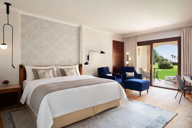 غرفة غراند بسرير مزدوج، St Regis Mardavall Mallorca Resort 5/8