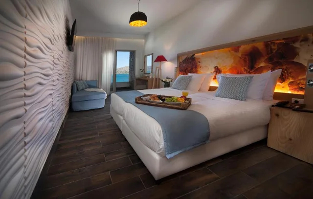 غرفة سوبيريور بإطلالة على البحر، Elounda Orama Boutique Hotel by GHH 1/2