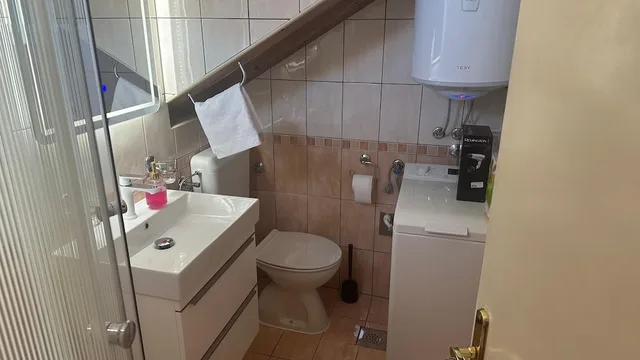 شقة بسرير كينج وسرير كوين، Hostel Split 4/4