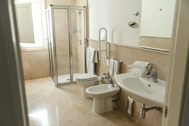 غرفة عائلية، RELAIS ANTICHE SALINE 3/3