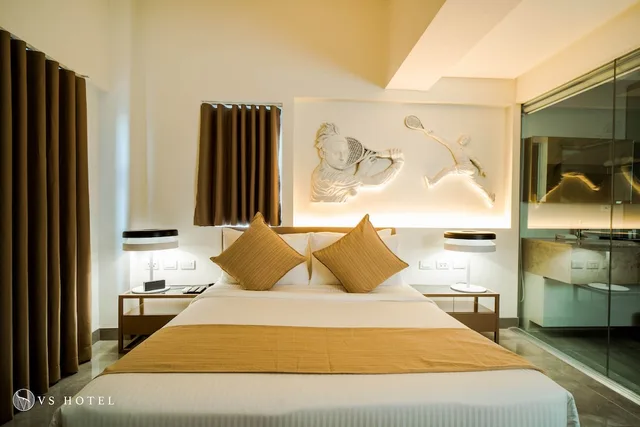 غرفة قياسية بسرير كوين، VS Hotel 4/6
