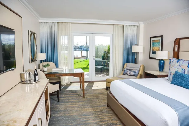 Premium, Suite, King Bed, Beach Front، Balboa Bay Resort 1/2