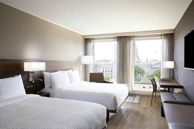 غرفة بسريرين كوين بإطلالة على المدينة، Ac Hotel Madison Downtown 1/4