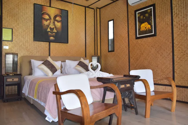 Deluxe, Bungalow, King Bed, Hill View، Homestay Chiang Rai 1/2