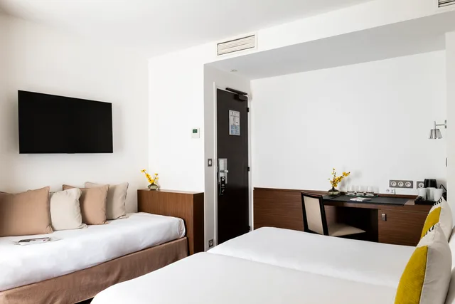 غرفة قياسية ثلاثية بسرير فردي، Hotel Le Colisee 1/3