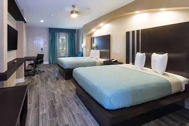غرفة قياسية بسريرين كوين للمدخنين، Econo Lodge Inn and Suites Houston NW-Cy-Fair 1/2