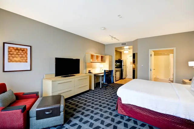 Studio, King Bed, Sofa, Kitchen, Accessible, Towneplace Suites By Marriott Dallas Lewisville 2/3
