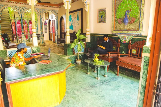 Hotel Lake Ghat Palace, Udaipur 32/53