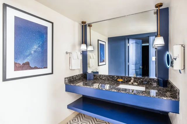 Room, 2 Queen Beds, Partial View, Low Floor، Sky Rock Sedona, a Tribute Portfolio Hotel 7/8