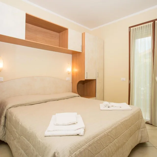 غرفة مفردة بسرير مزدوج، Albergo Ristorante Pozzi 3/7