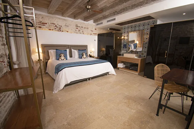 غرفة بريميوم بسرير كينج، Hotel Casa La Factoria By Faranda Boutique, A Member Of Radisson Individuals 3/10