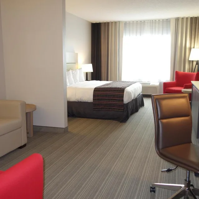 استوديو بسرير كينج، Country Inn and Suites by Radisson Coralville IA 1/1