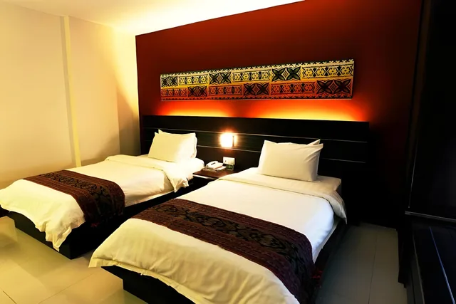 Deluxe, Twin Beds, No Window، Kinabalu Daya Hotel 2/2