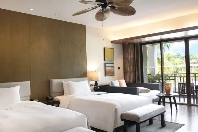 غرفة ديلوكس بسريرين مزدوجين بإطلالة على الحديقة، Le Meridien Shimei Bay Beach Resort & Spa 6/10