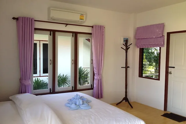 بنغل بغرفتي نوم، Baan Golden Resort 2/5