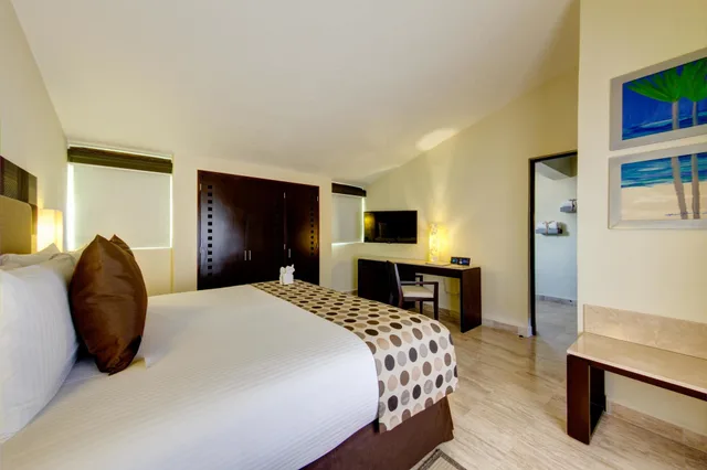 Master, Suite, Villa, King Bed, Sofa, Plunge Pool، Grand Park Royal Cancun All Inclusive 3/6