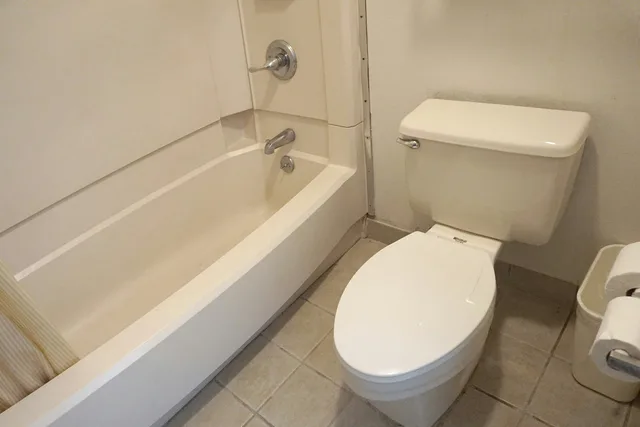 غرفة بسريرين كوين للمدخنين، Hotel Altus N Main St 3/3