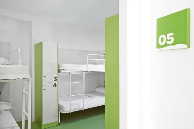 سكن مشترك مختلط قياسي بأسرّة بطابقين بحمام مشترك، Sant Jordi Hostel Gracia 2/2