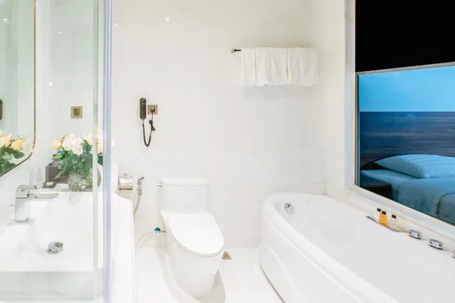 Executive, Single, Northern Charm Hotel 6/7