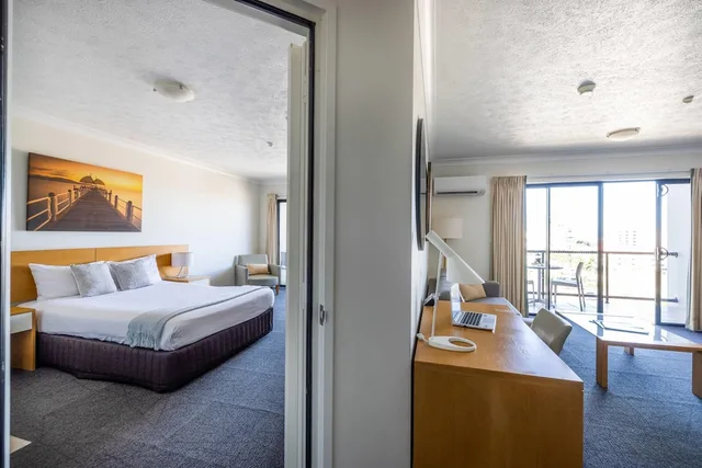 Efficiency, 2 Queen Beds, Accessible، MainStay Suites Townsville 1/2