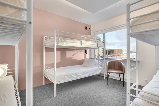 Female Dorm, Female Only, 6 Beds, 3 Bunk Beds، Lækur Hostel 1/3