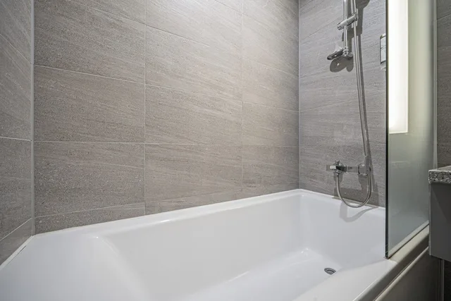 غرفة بريميوم بسريرين منفصلين وسرير كوين، Rivertain Hotel Gyeongju 5/5