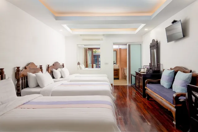 غرفة ديلوكس ثلاثية بثلاثة أسرّة، La Residence WatBo Hotel 2/10