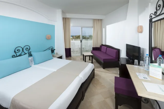 Club Marmara Palm Beach Djerba, El Mgarsa 10/64