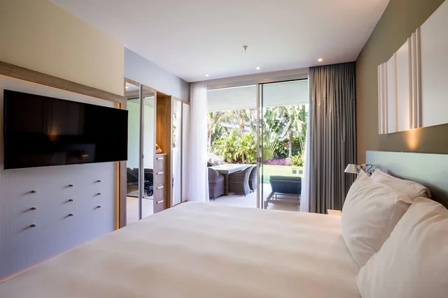 جناح بإطلالة على المسبح بشرفة بغرفتي نوم، Radisson Blu Resort Spa Gran Canaria Mogan 3/10