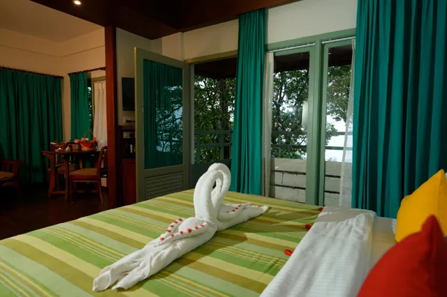 Room, Valley View, Balcony، Blackberry Hills Munnar - Nature Resort & Spa 1/1