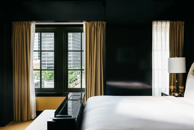 1 Bedroom, Suite, King Bed, Corner, Casa Cipriani New York 1/1