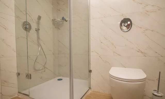 جناح بسرير كينج بإطلالة على البحر، Seaview Hotel Malta - Adults Only 3/5