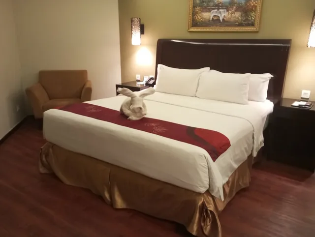 غرفة سوبيريور بسرير كينج بإطلالة على المدينة للمدخنين، Best Western Mangga Dua Hotel And Residence 2/4