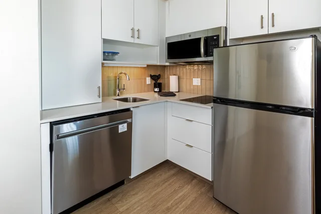 Studio, Suite, Queen Bed, Staybridge Suites Portland 2/3