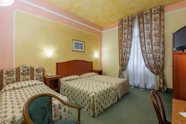 غرفة قياسية ثلاثية، Minerva Palace 2/6