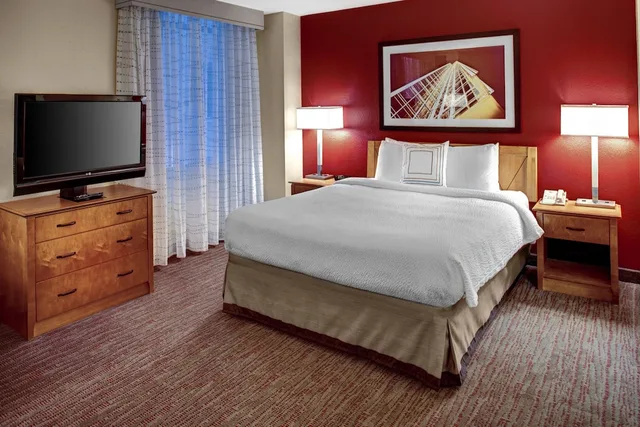جناح استوديو بسرير كوين مع أريكة لذوي الإعاقة، Residence Inn By Marriott Atlanta Midtown 17th Street 2/10