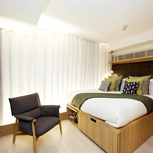 Studio, King Bed, No Window, Wilde Aparthotels By Staycity Covent Garden 2/4