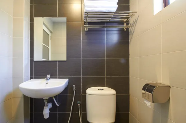 Family, Triple, 1 Double and 1 Single Bed, Hotel Kepong 9/10