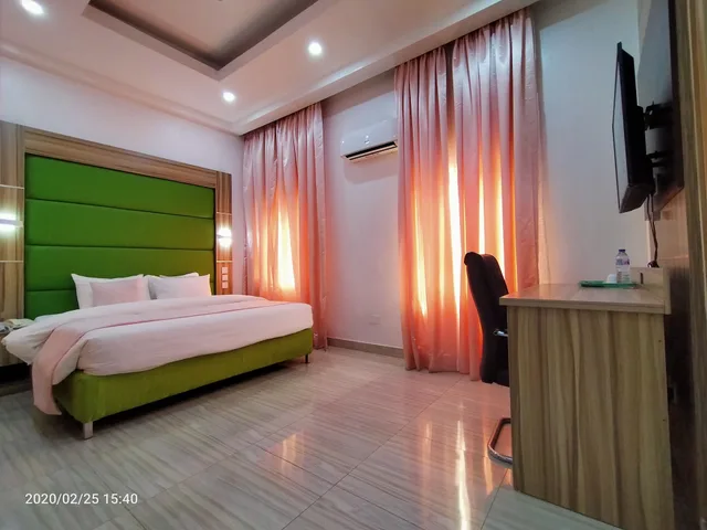 جناح بزنس بسرير كوين، Dalchifit Suites 2/6