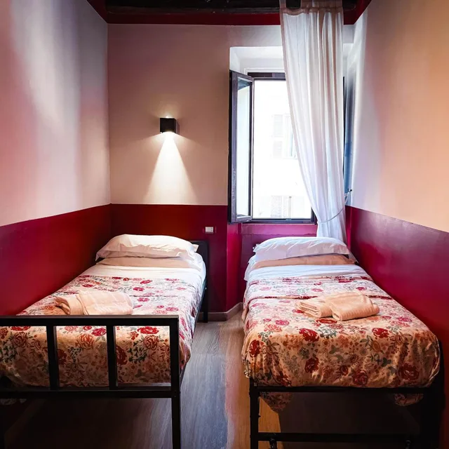 2 Bedrooms, Apartment, Separate Building، Anfiteatro Flavio 3/5
