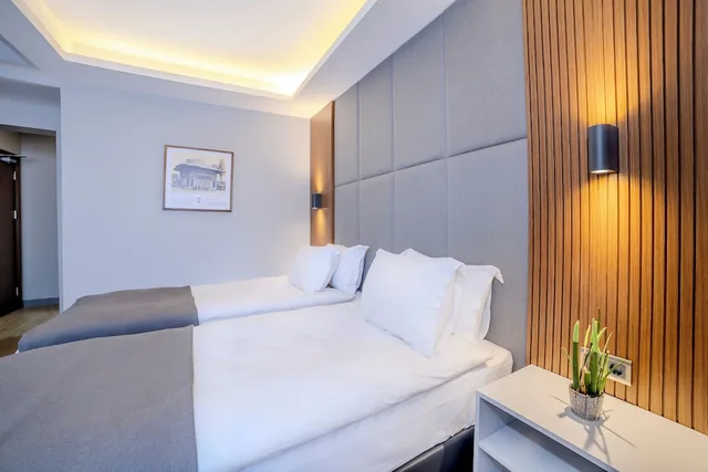غرفة سوبيريور ثلاثية بسرير كوين وسرير فردي، Hotel El Blanco Istanbul 7/10