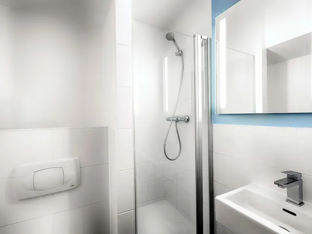 غرفة بسريرين منفصلين، B&B Hotel Koln Frechen 4/5